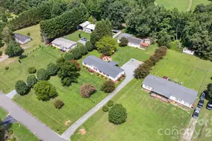 172 Baxter Way, Forest City, NC 28043 - Photo 3