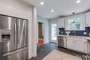 1323 Goodwin Ave, Charlotte, NC 28205 - Photo 9