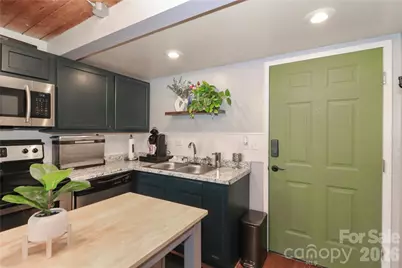 201 S Hoskins Road #315, Charlotte, NC 28208 - Photo 3