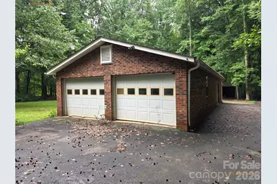 16532 Clear Creek Drive, Midland, NC 28107 - Photo 5