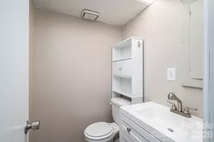 1369 Chancellor Dr, Claremont, NC 28610 - Photo 21