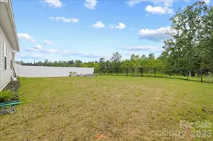 144 Babbling Brk Dr, Clayton, NC 27520 - Photo 47