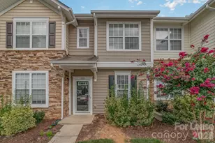 825 Gentlewinds Ct, Fort Mill, SC 29708 - Photo 1