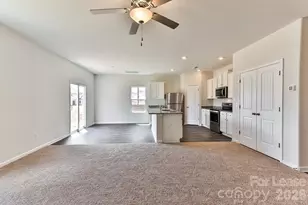 6136 Ahoskie Dr, Charlotte, NC 28215 - Photo 7