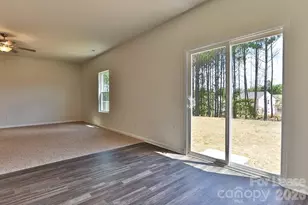 6136 Ahoskie Dr, Charlotte, NC 28215 - Photo 11
