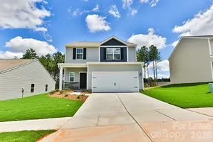 6136 Ahoskie Dr, Charlotte, NC 28215 - Photo 1