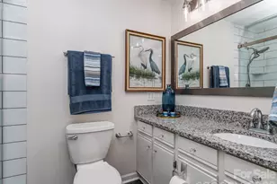1052 Churchill Downs Ct, Charlotte, NC 28211 - Photo 15
