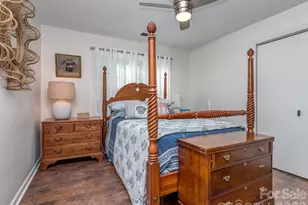 1052 Churchill Downs Ct, Charlotte, NC 28211 - Photo 11