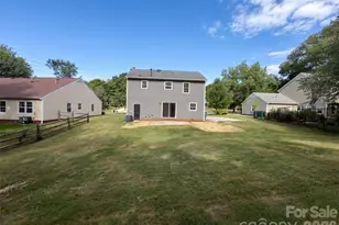 8909 Danson Dr, Charlotte, NC 28277 - Photo 5