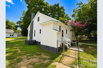 609 Dallas Street, Chester, SC 29706 - Photo 5