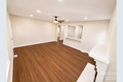 609 Dallas Street, Chester, SC 29706 - Photo 9