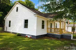 609 Dallas St, Chester, SC 29706 - Photo 3