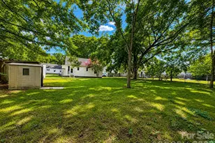 609 Dallas St, Chester, SC 29706 - Photo 7