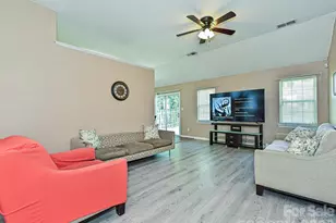 13939 Dingess Rd, Charlotte, NC 28273 - Photo 3