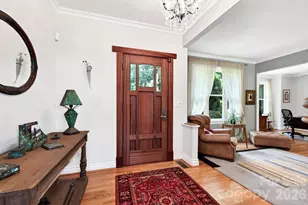 10 Blackberry Ln, Asheville, NC 28804 - Photo 5