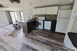 1809 Dallas Stanley Hwy, Stanley, NC 28164 - Photo 3