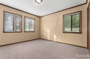 33 Lake Dr, Laurel Park, NC 28739 - Photo 15