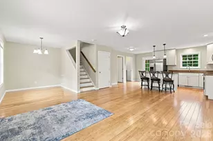 32 Jeff Dr, Asheville, NC 28806 - Photo 3