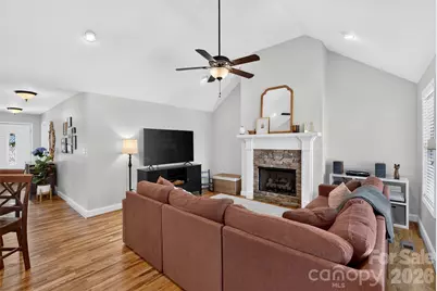 846 Affirmed Drive, Boiling Springs, SC 29316 - Photo 5