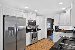 846 Affirmed Dr, Boiling Springs, SC 29316 - Photo 17