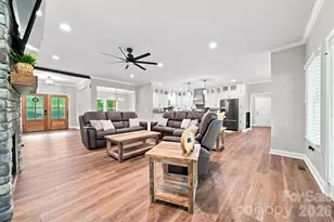 34 Colts Neck Ln, Taylorsville, NC 28681 - Photo 7