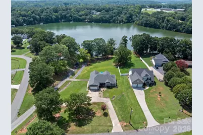 105 Michelle Drive, Chesnee, SC 29323 - Photo 3