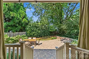 2230 Lockhart Dr, Charlotte, NC 28203 - Photo 29