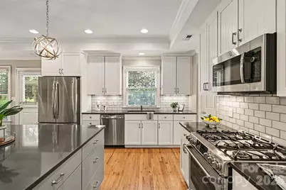 2230 Lockhart Drive, Charlotte, NC 28203 - Photo 7