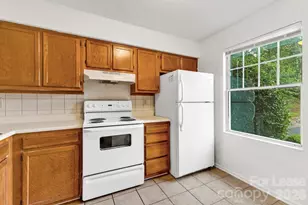 630 Lex Dr, Charlotte, NC 28262 - Photo 3