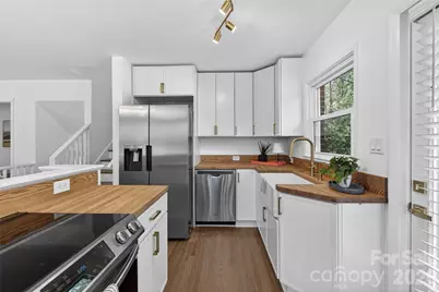 5412 Milhaven Lane, Charlotte, NC 28269 - Photo 11