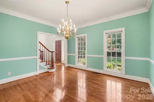 7708 Red Oak Ln, Charlotte, NC 28226 - Photo 5