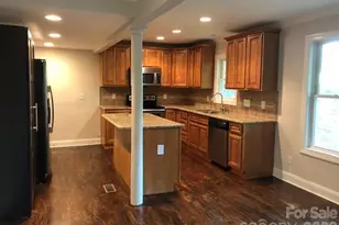 9424 Fairway Ridge Rd, Charlotte, NC 28277 - Photo 5