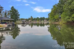 218 Lineberger Dr, Mooresville, NC 28117 - Photo 1