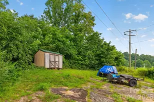 1324 Low Gap Rd, Hendersonville, NC 28792 - Photo 13