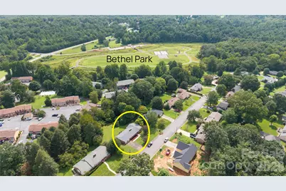 201 Woodlawn Drive, Morganton, NC 28655 - Photo 3