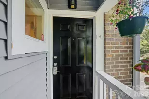 2510 Cranbrook Ln, Charlotte, NC 28207 - Photo 3