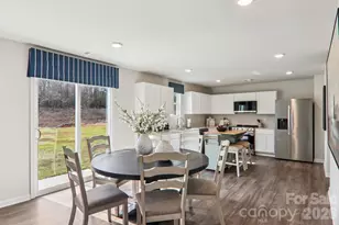 551 Tomlin Trl, Spartanburg, SC 29301 - Photo 5