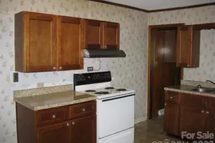1317 Second St, Gastonia, NC 28054 - Photo 7