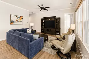 5208 Glenwalk Dr, Charlotte, NC 28269 - Photo 7