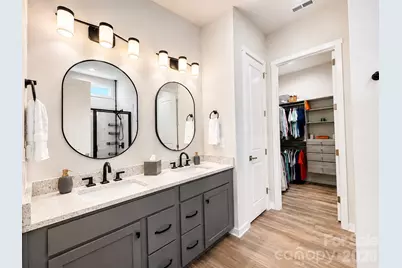 5208 Glenwalk Drive, Charlotte, NC 28269 - Photo 17