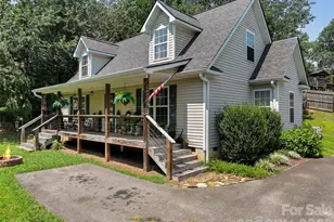 14 Folsom Dr, Candler, NC 28715 - Photo 1