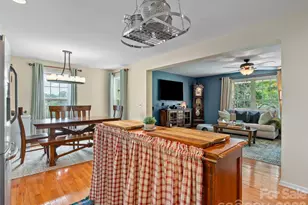 14 Folsom Dr, Candler, NC 28715 - Photo 9
