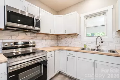 60 5th Street SE, Hickory, NC 28602 - Photo 13