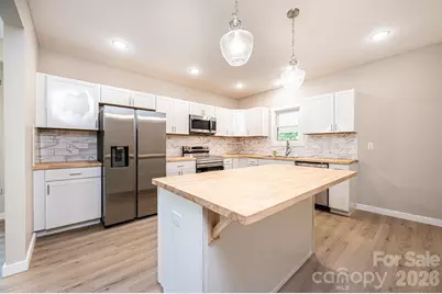 60 5th Street SE, Hickory, NC 28602 - Photo 9