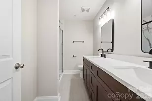 817 W 4th St, Charlotte, NC 28202 - Photo 9