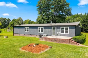 2587 Vision Dr, Catawba, NC 28609 - Photo 7