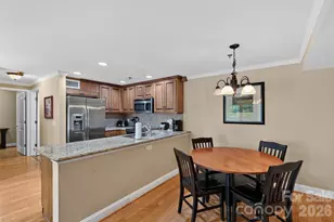413 Bowling Park Rd, Asheville, NC 28803 - Photo 3