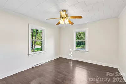 94 Galaxie Drive, Taylorsville, NC 28681 - Photo 7