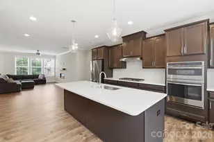 604 Tudor Park Way, Charlotte, NC 28211 - Photo 9