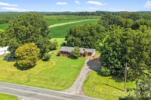 37631 Saw Mill Rd, New London, NC 28127 - Photo 39